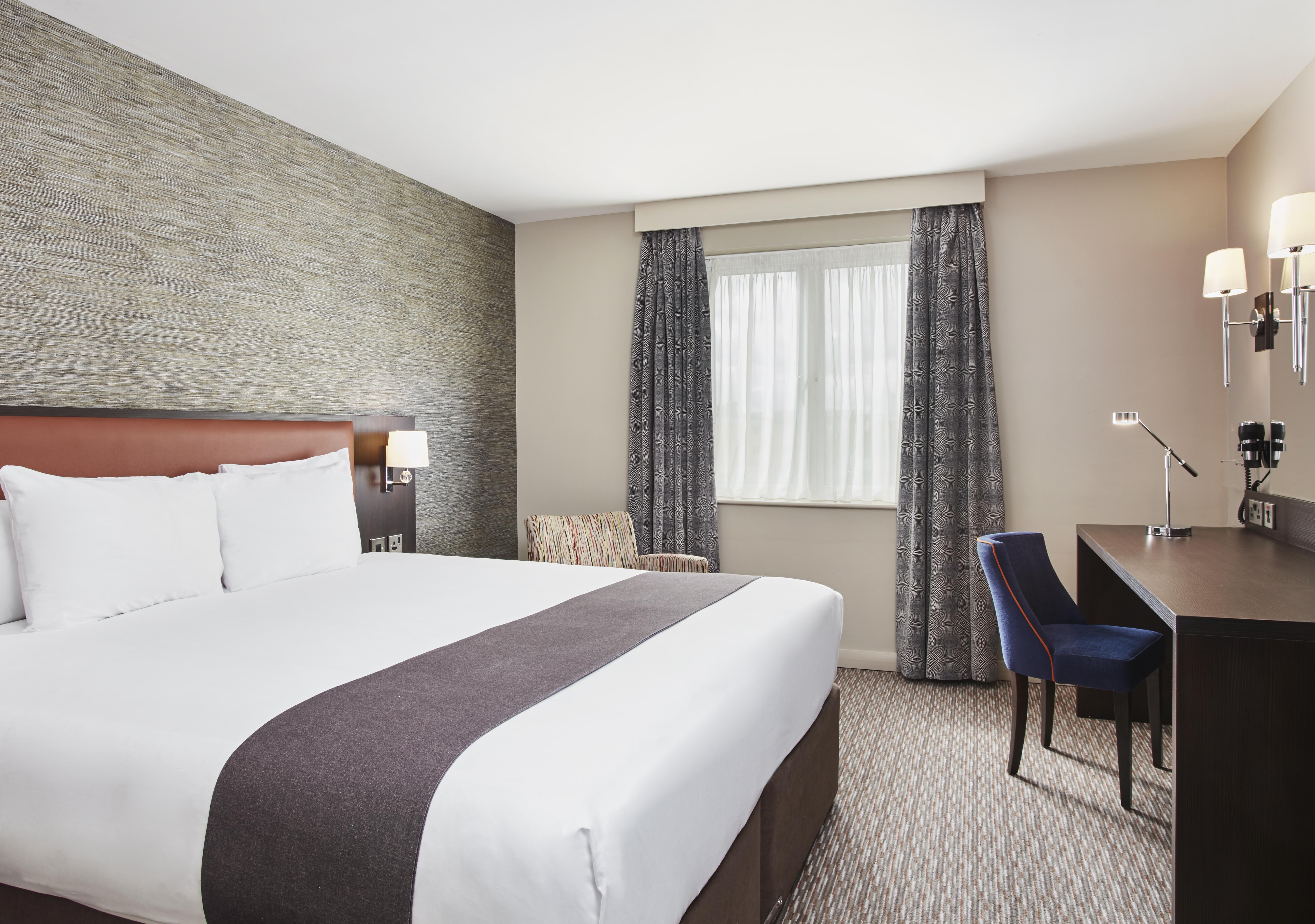 Holiday Inn Belfast By Ihg Exterior photo